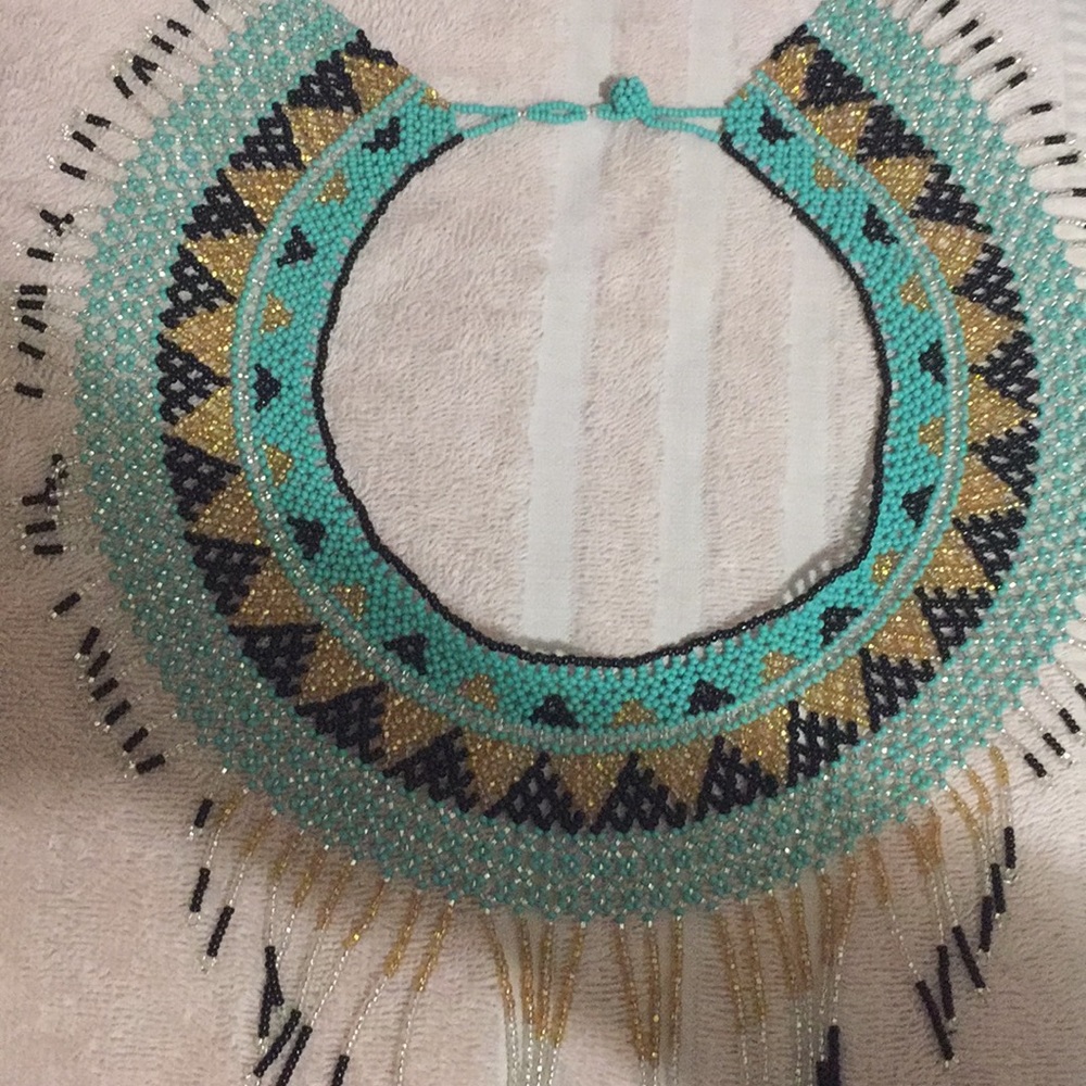 Women’s necklace